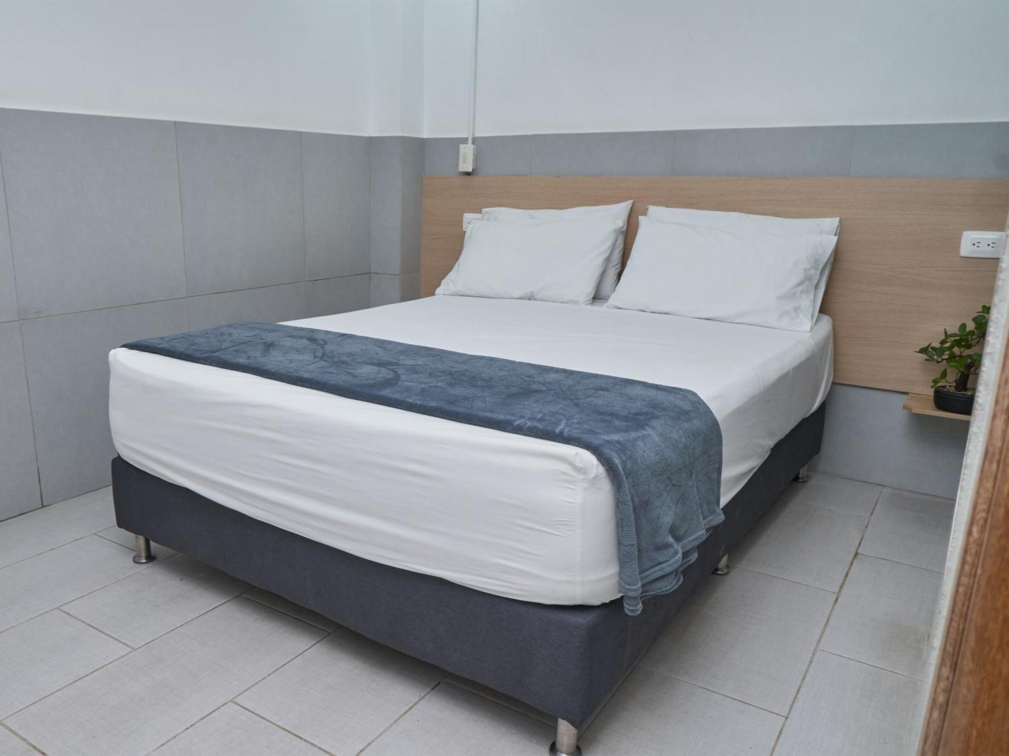 Stanza Hotel ميديلين المظهر الخارجي الصورة